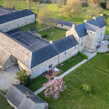Chateau De Monceaux 5mn De Proche Bayeux