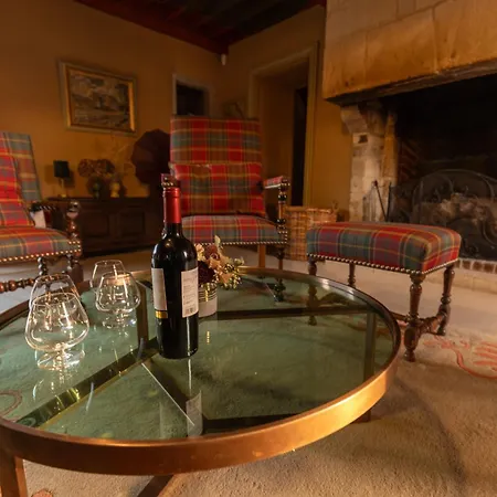 Chateau De Monceaux 5mn De Proche באיו