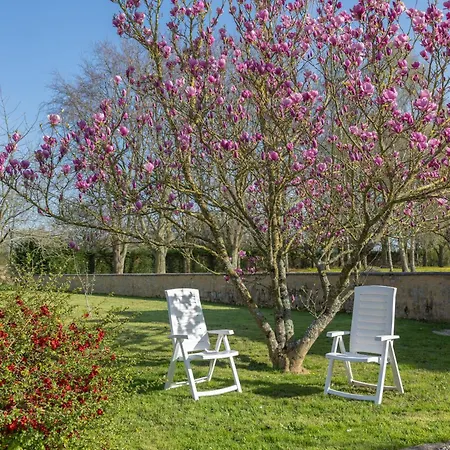 Holiday home Chateau De Monceaux 5mn De Proche *