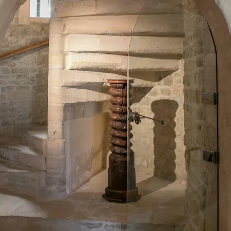 Chateau De Monceaux 5mn De Proche Nyaraló Bayeux