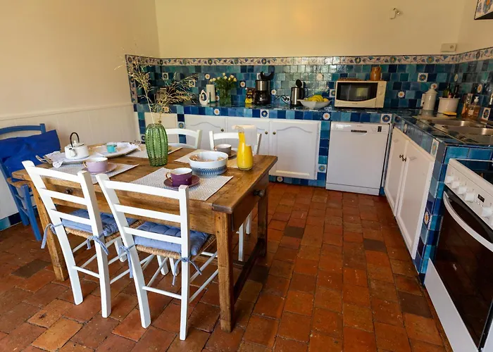 Chateau De Monceaux 5mn De Proche