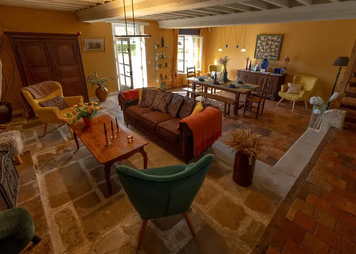 Chateau De Monceaux 5mn De Proche *