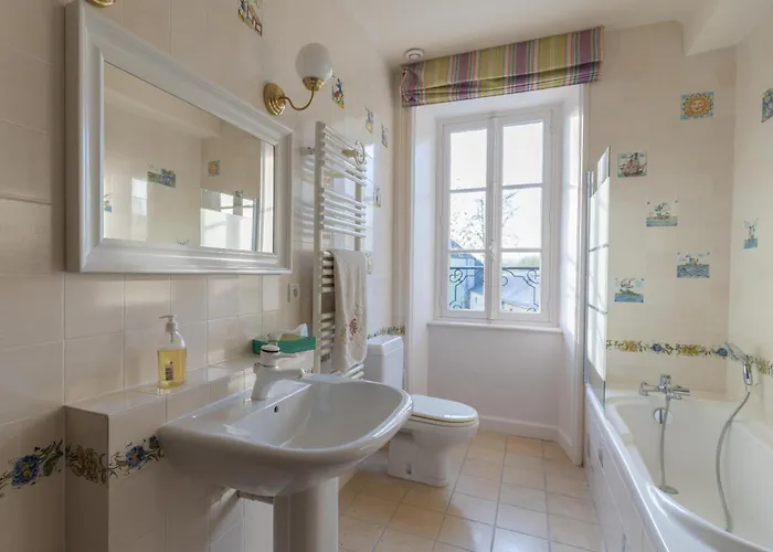 Chateau De Monceaux 5mn De Proche